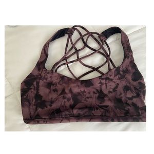 Lululemon Free to be Wild Sports Bra